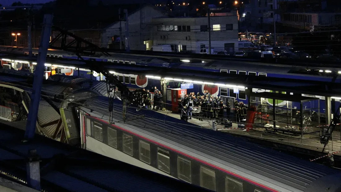 Déraillement du train Paris-Limoges en gare de Brétigny-sur-Orge