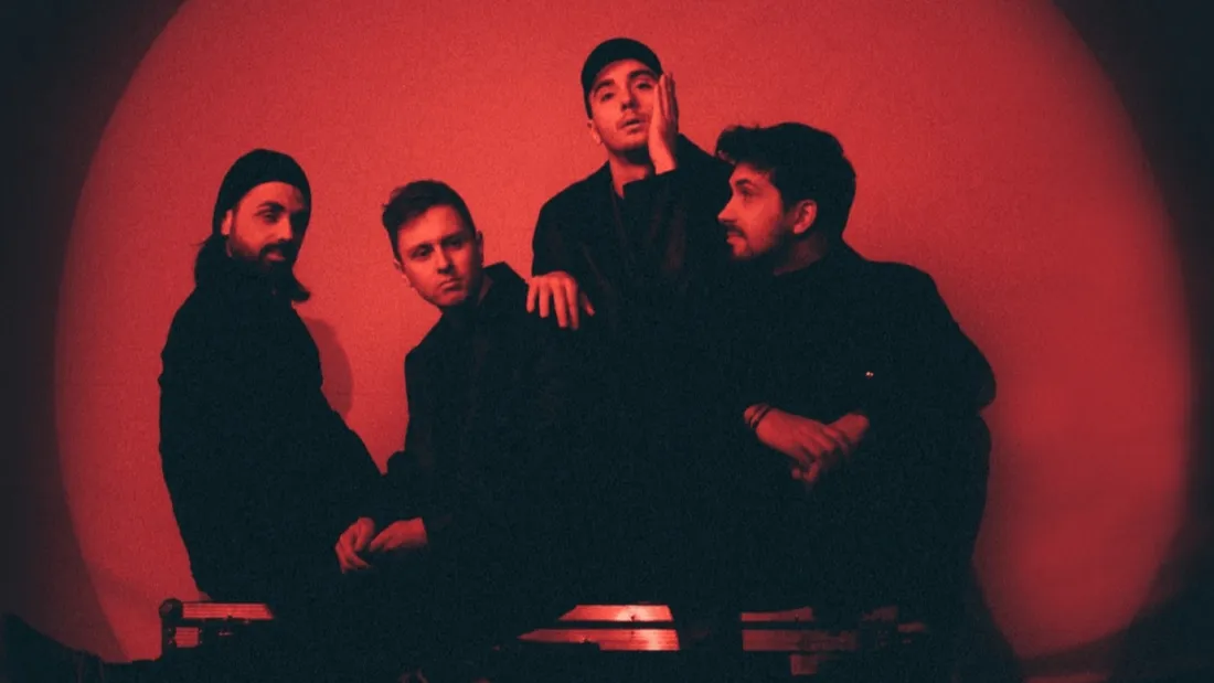 Le Zine - COLOURS IN THE STREET