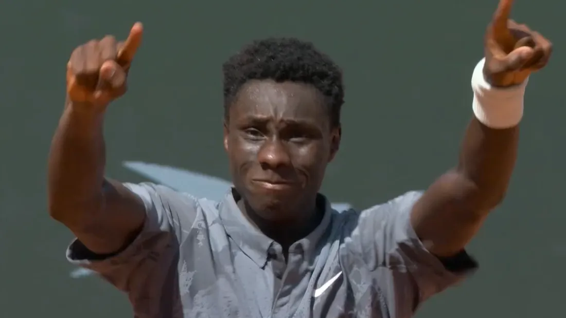 Moïse Kouamé, se qualifie pour le troisième tour de Roland-Garros.