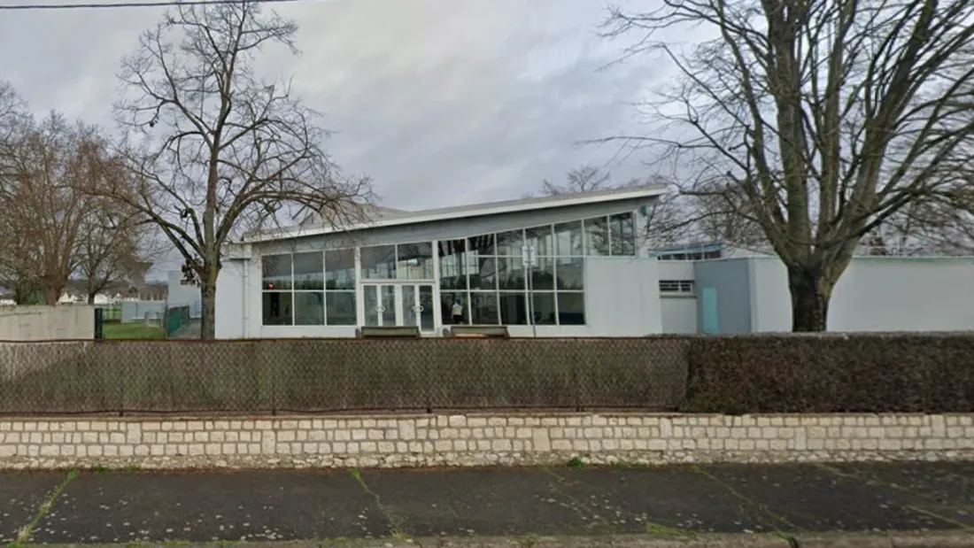 La piscine municipale de Saint-Pierre-des-Corps en 2023