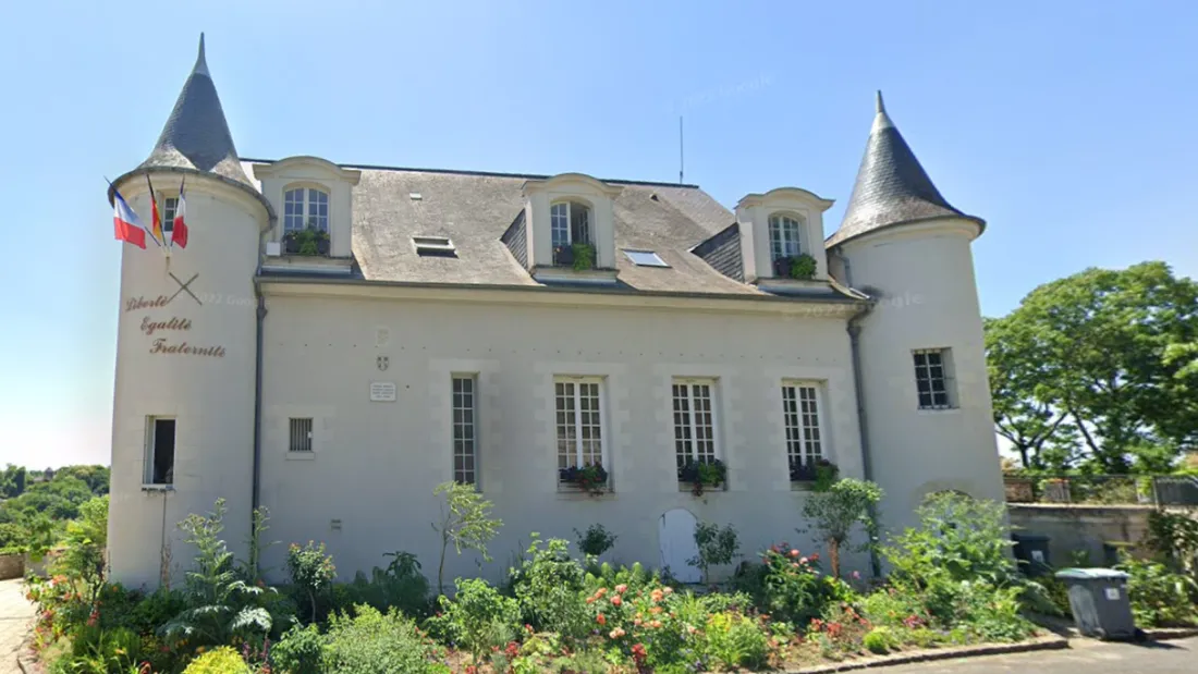 Le conflit continue entre l'ancienne et l'actuelle mairie à Château-Renault