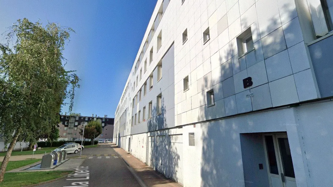 Incendie dans cet immeuble, situé 2 place de la Liberté