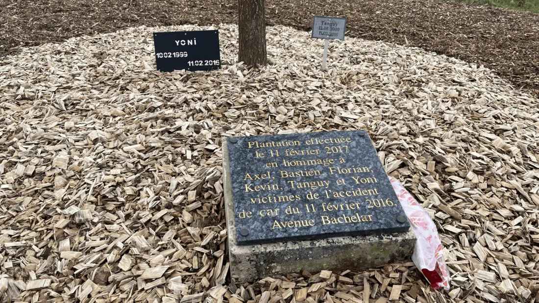 plaque commémorative 11 février 2016