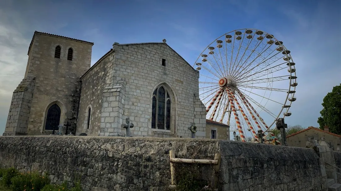 Une grande grande roue dans un lieu insolite - Sèvremont