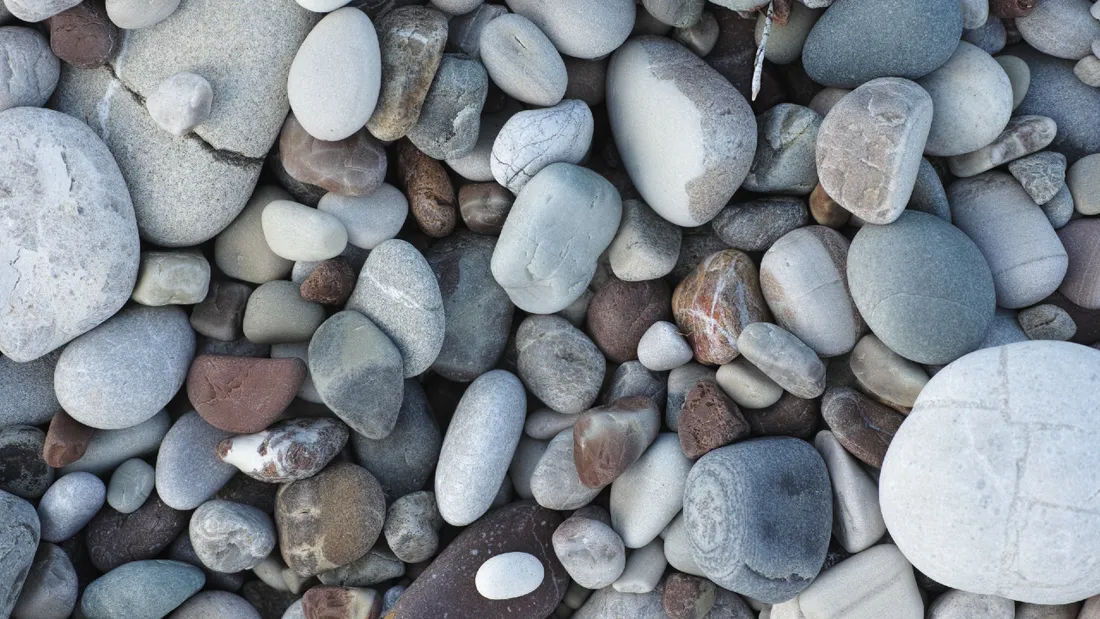 Il est arrêté pour avoir embarqué 41 kilos de galets