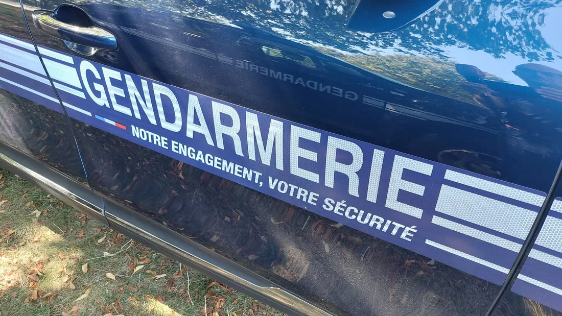 Véhicule de la gendarmerie