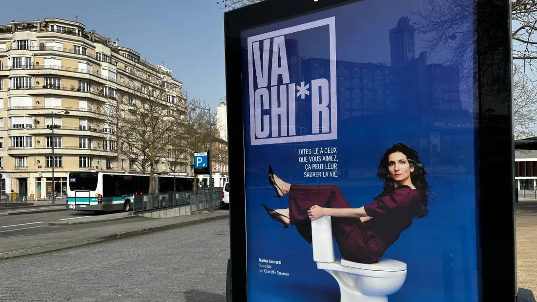 "Va chier", le slogan de l'édition 2026 der Mars Bleu est plus qu'explicite. 