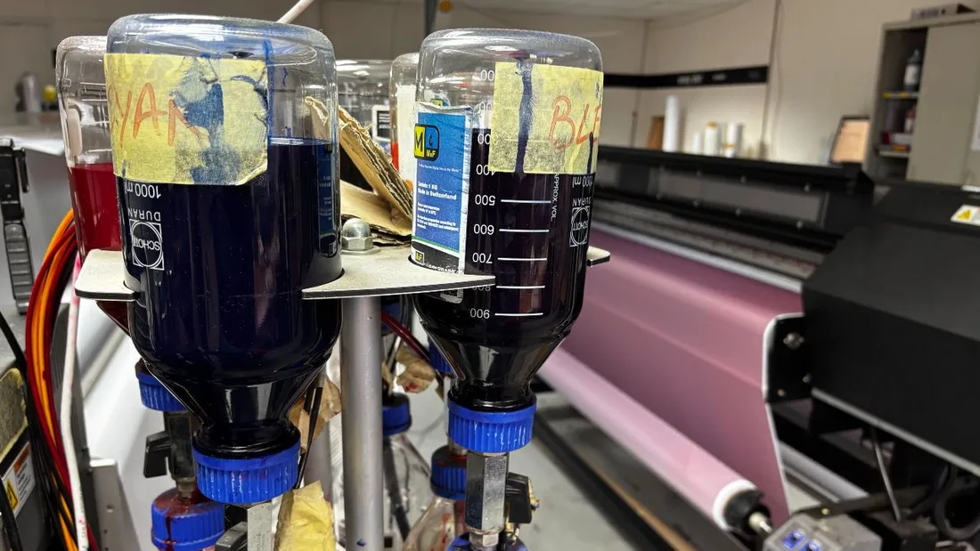 Cette entreprise fabrique principalement des supports de communication pour d’autres firmes. 