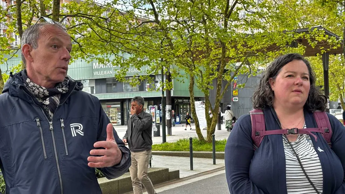 Dominique Durand et Lucile Koch présentent le nouveau pigeonnier installé à Villejean.