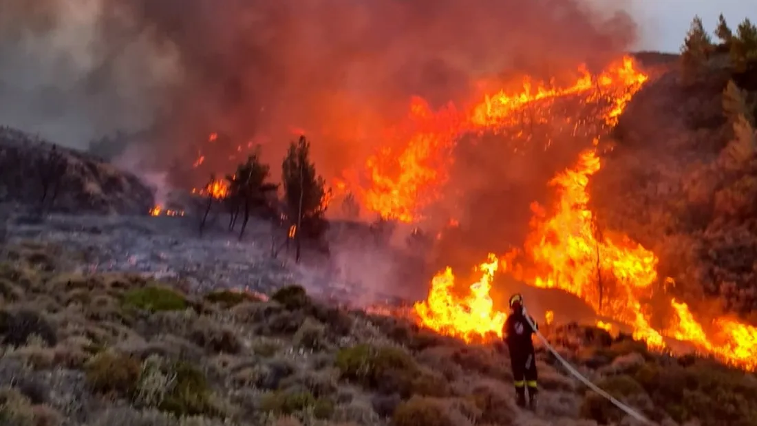 Intervention sur les incendies en Grèce