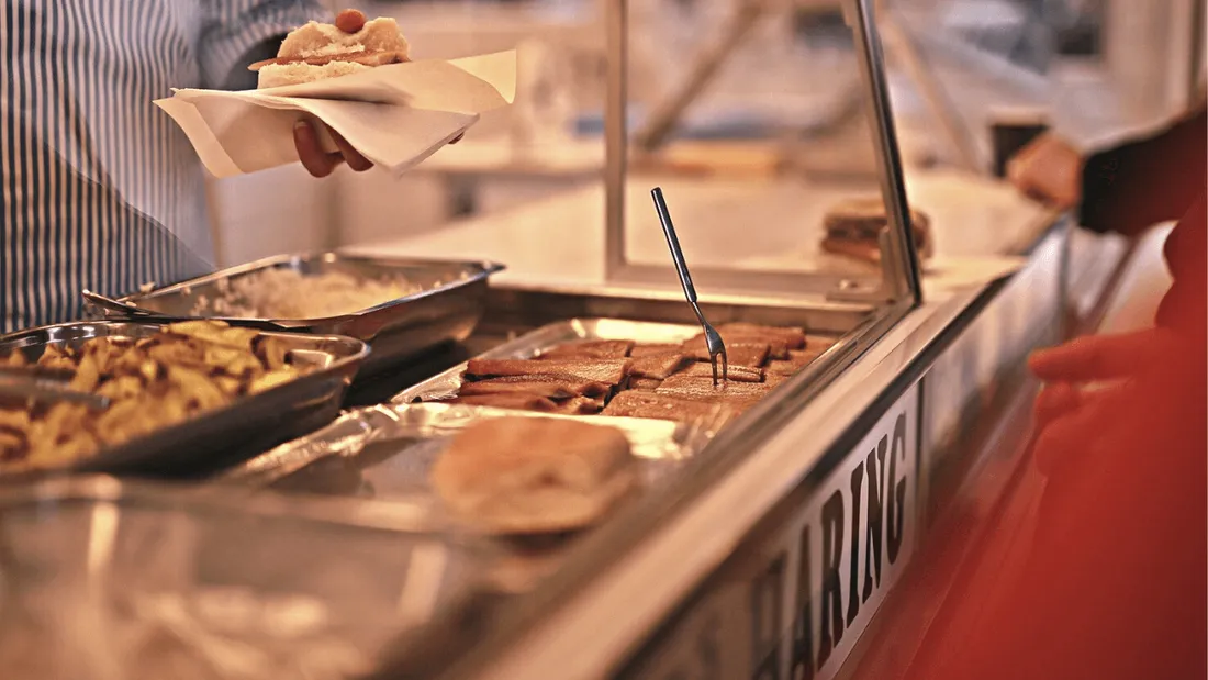 Un navire dérouté à cause d’une intoxication alimentaire