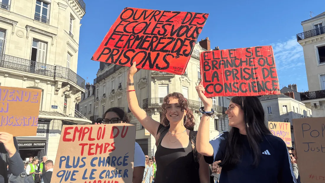 Manifestation lycéenne le 6 octobre 2026 à Angers.