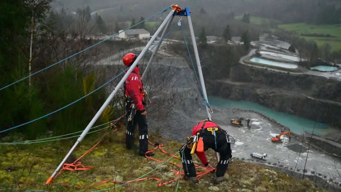 Intervention de l'équipe de Sauvetage en Millieux Périlleux et de Montagne de la Haute-Vienne
