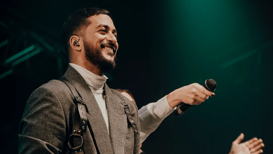 Slimane confie être devenu papa d'une petite fille prématurée