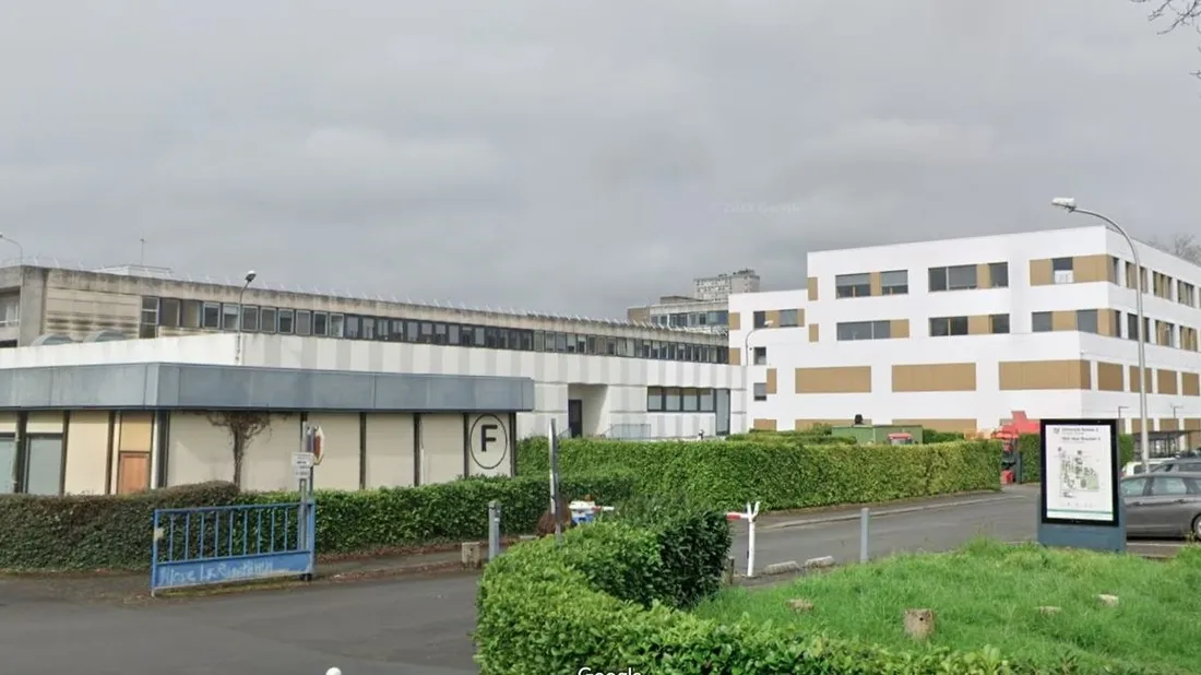 L'université de Rennes 2 compte 20.000 étudiants.