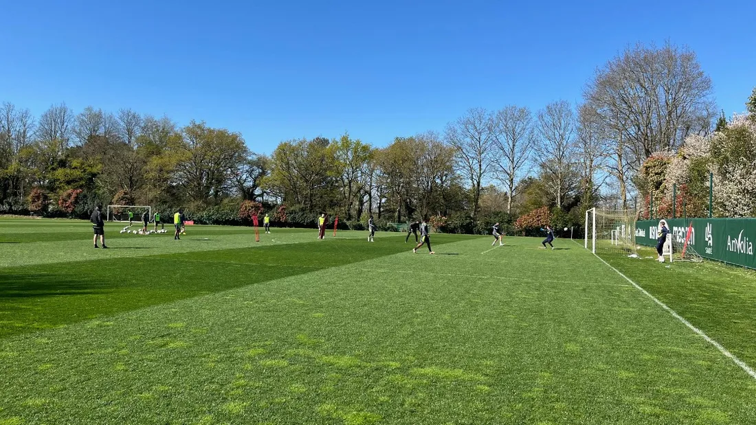 Joueurs du FC Nantes à l'entrainement - Alouette DR