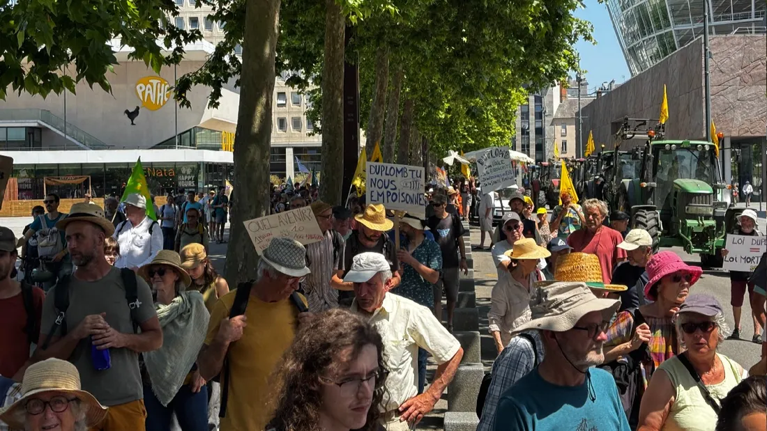  500 personnes se sont mobilisées à Rennes.