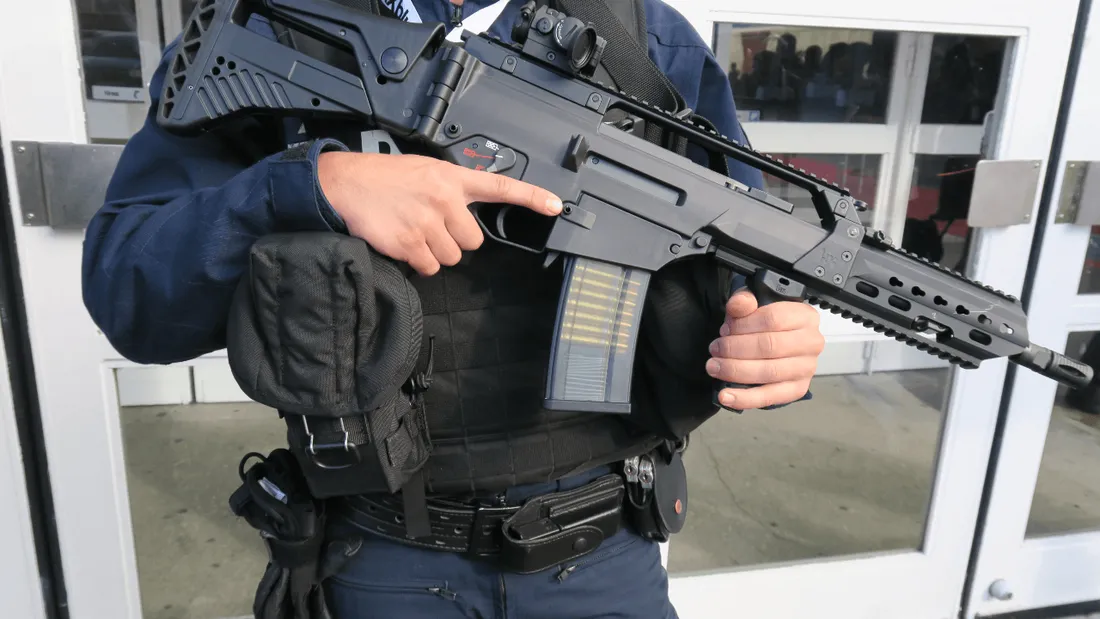 Le policier ayant tué deux hommes sur le Pont-Neuf à Paris mis en examen pour "homicide volontaire"