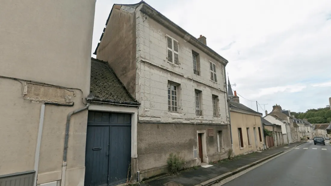 Maison rue de la République à Château-Renault