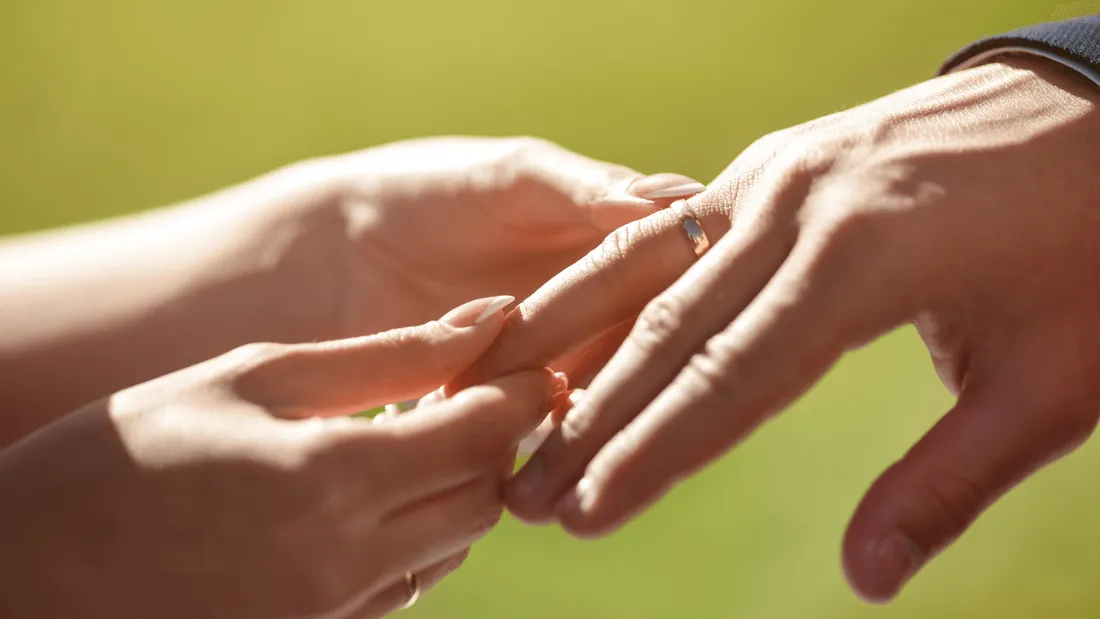 Charente : il organise une fête pour ses 40 ans... c'est finalement son mariage !