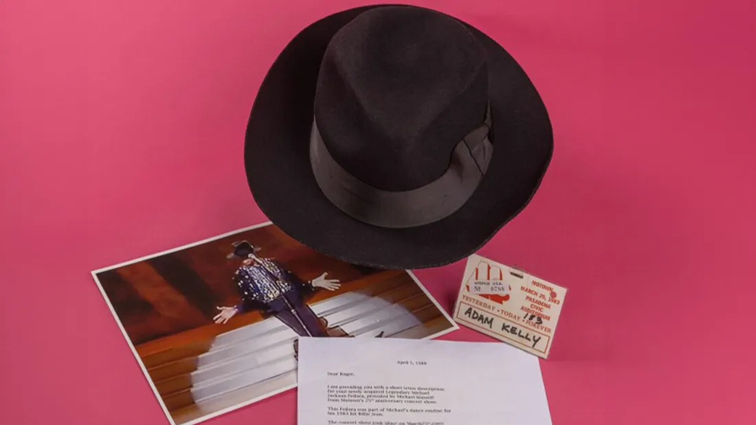 Un chapeau iconique de Mickael Jackson aux enchères en septembre à Paris
