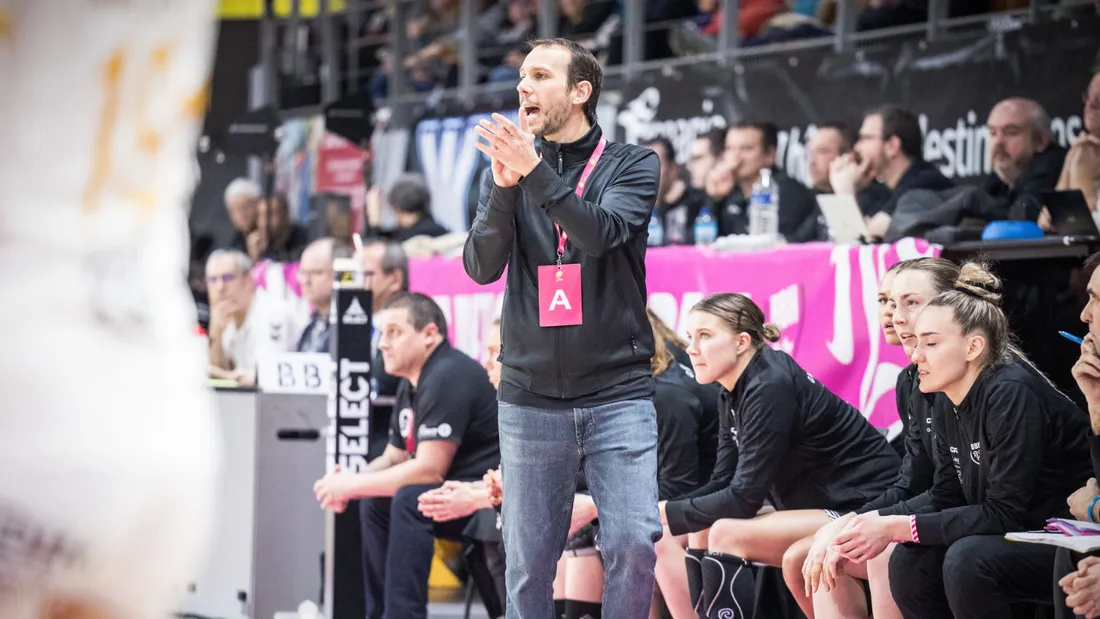 Pablo Morel, entraîneur du Brest Bretagne Handball.