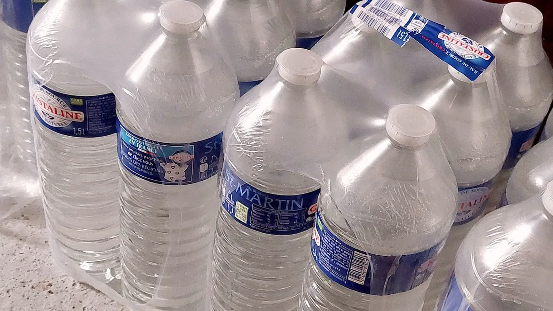 Mise à disposition d'eau en bouteille pour les habitants des 56 communes concernées