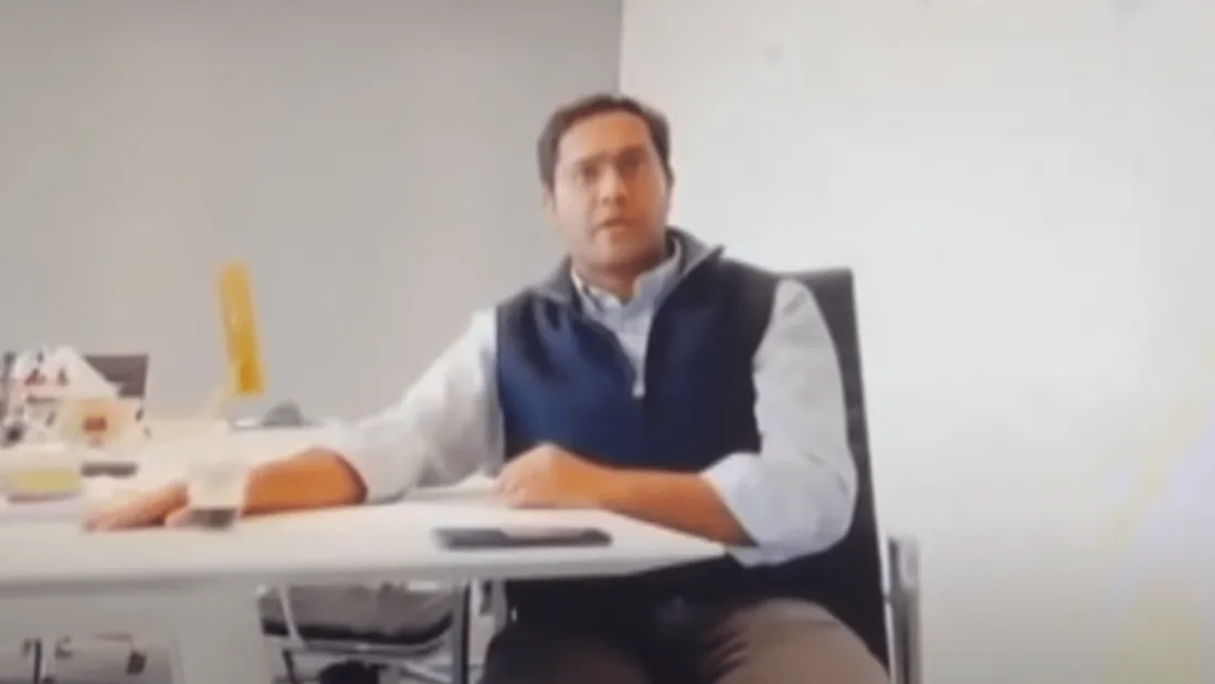 Patron américain licencie 900 employés