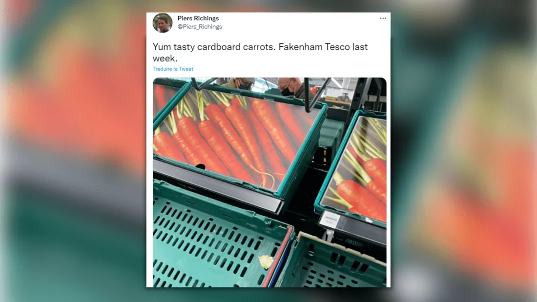 Des images en carton pour remplacer des produits manquants