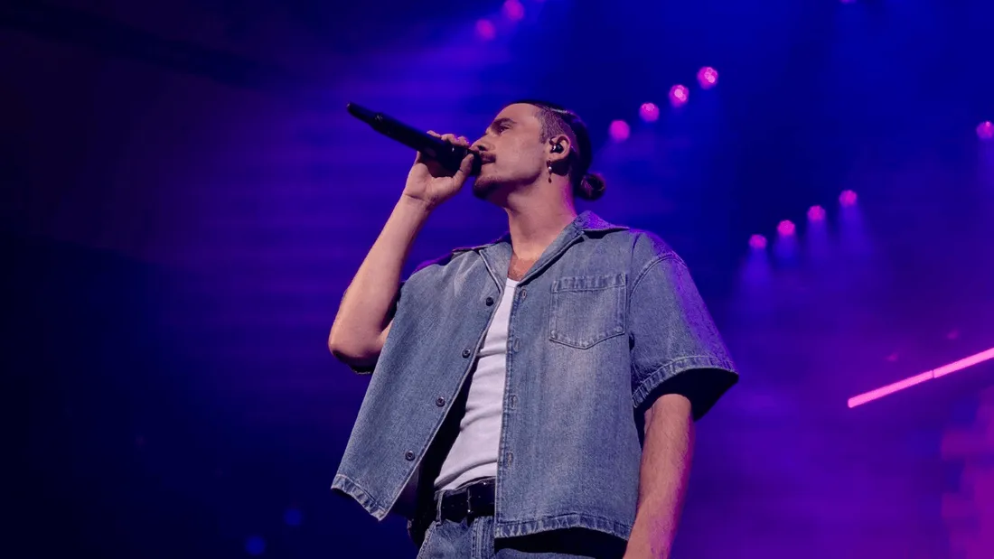 Pierre Garnier sur la scène du Festival de Poupet 2025