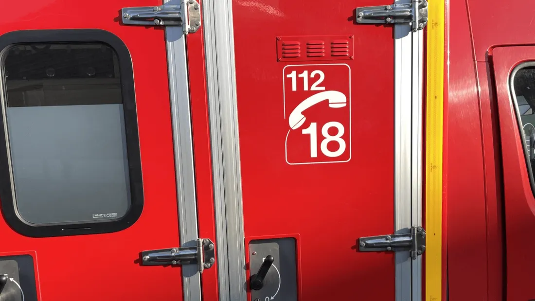 Vendée : un accident entre un car et une voiture fait 1 mort