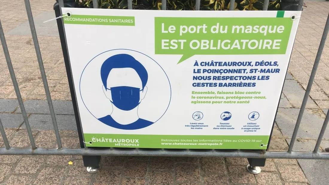 Panneau port du masque obligatoire à Châteauroux