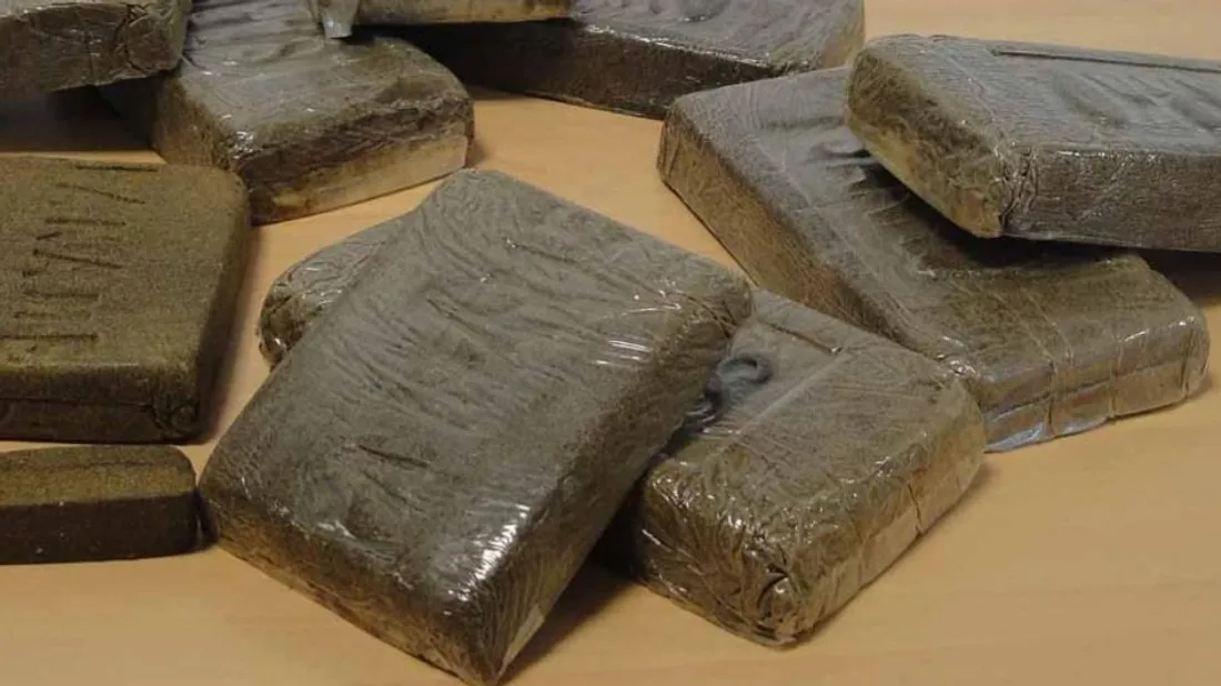 Le véhicule chargé de résine de cannabis était attendu à la Rochelle