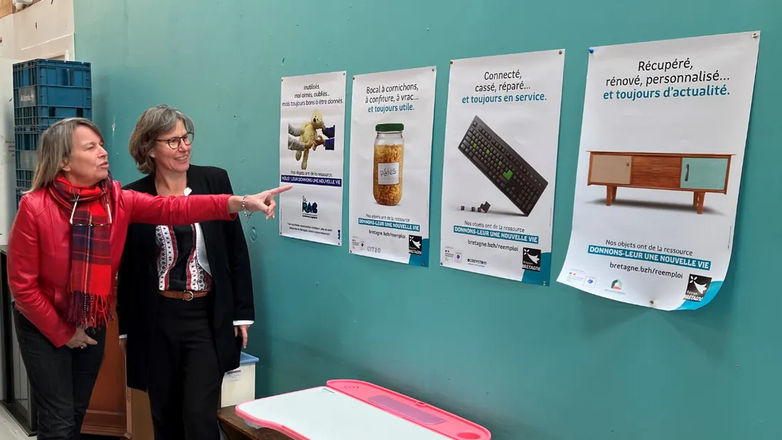 Depuis ce lundi, des affiches sont visibles Rennes, Brest ou encore Vannes.