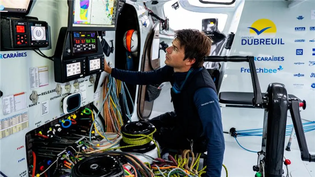 Sébastien Simon deuxième avant d'aborder les mers du sud