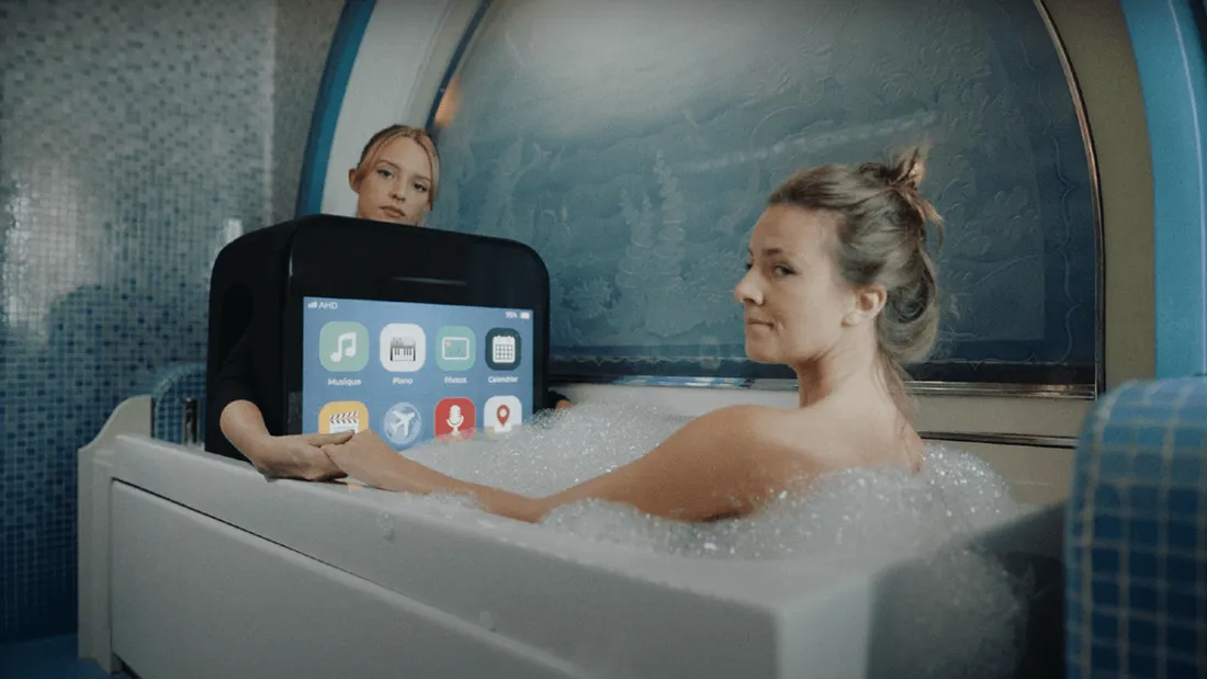 « Amour, haine & danger » : découvrez le nouveau single d’Angèle 