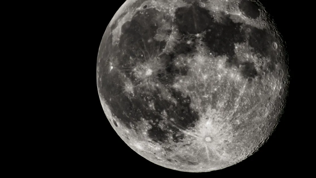 Luna-25 doit se poser au pôle sud de la Lune