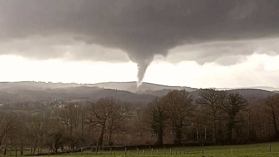 Capture d'écran d'une tornade sur le secteur de Pontarion (Creuse)