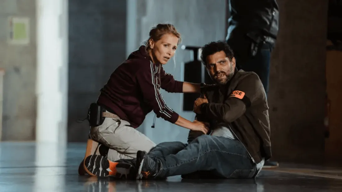Déborah Krey et Vincent Heneine dans le téléfilm "Les 3 Brestoises" en 2025.