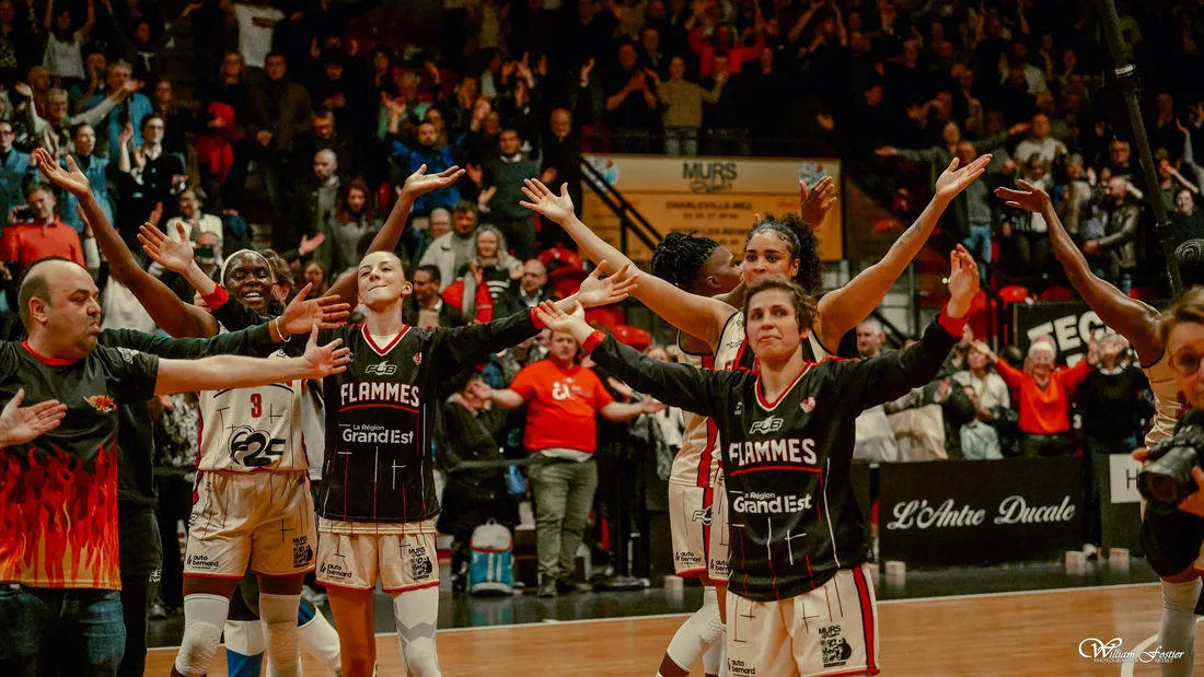 Facebook Flammes Carolo basket