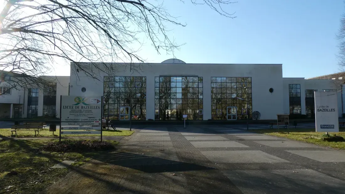 Facebook Lycée Bazeilles