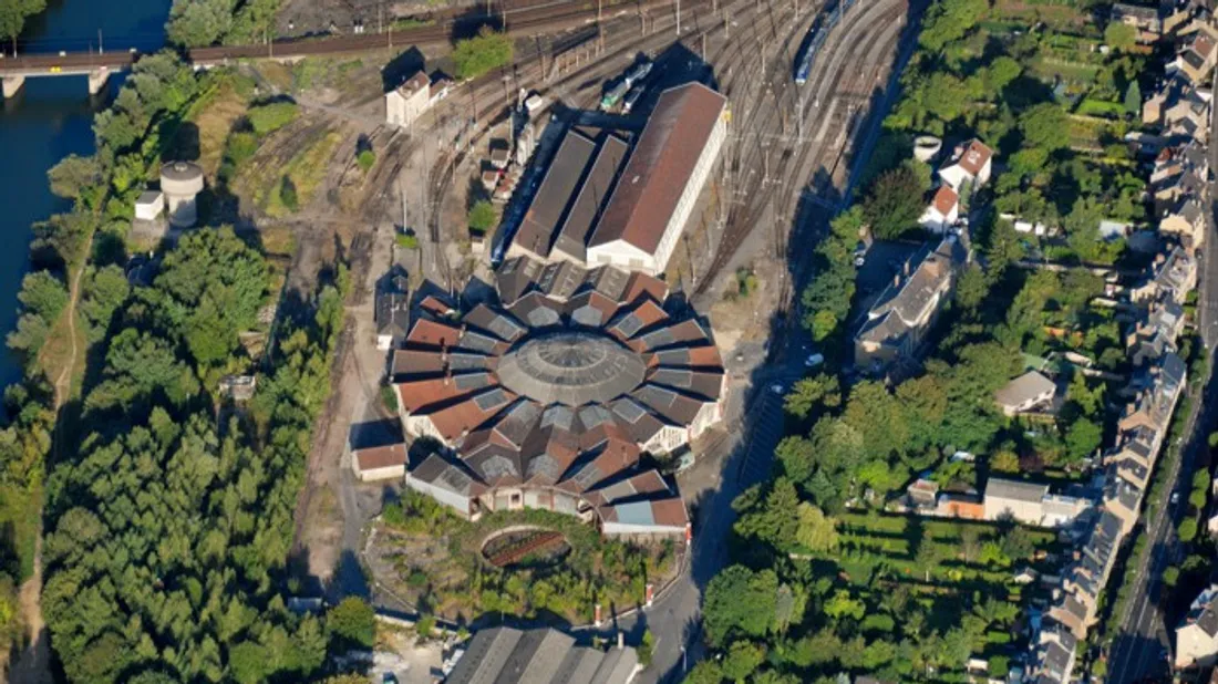 Rotonde ferroviaire de Mohon