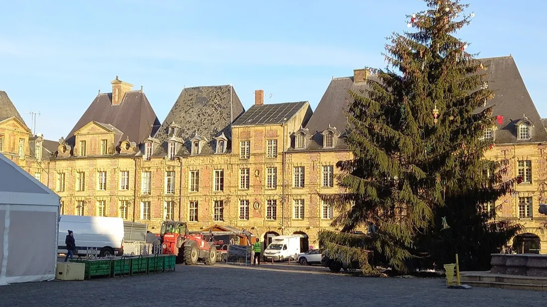 Travaux place Ducale Charleville