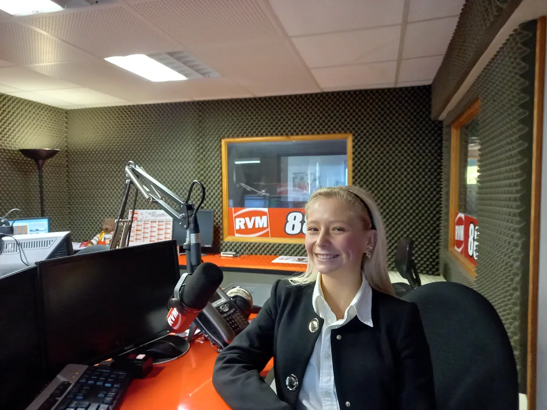 Coleen Sedan/Charleville