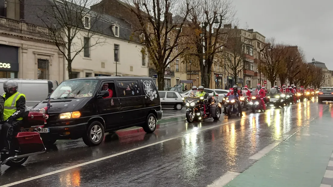 Pères Noël motards - archives