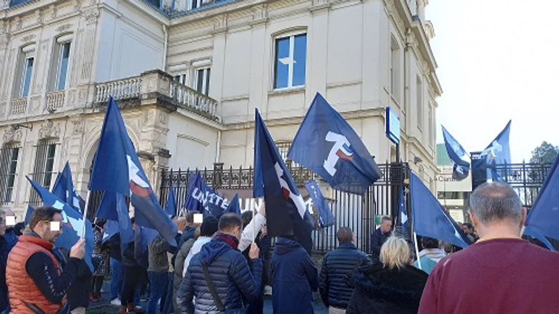 policiers manifestation 6 mars 2025