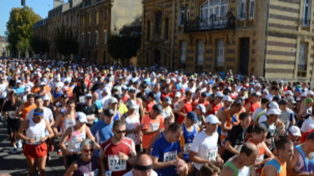 Sedan Charleville - archives