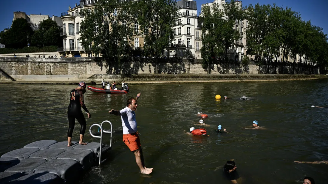 Pluie à Paris : les baignades dans la Seine fermées dès le lendemain de leur inauguration