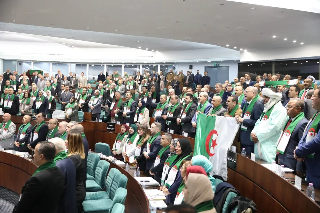 Alger criminalise la colonisation française et réclame des excuses 