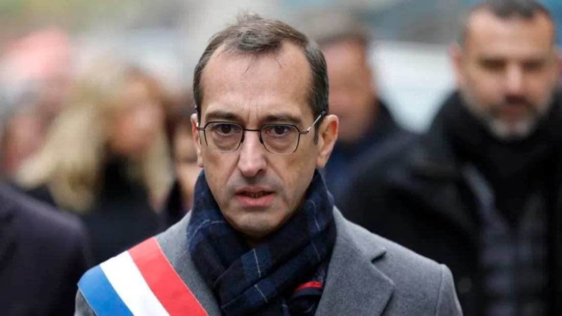 Rémi Féraud en pole position pour la mairie de Paris après l'annonce du retrait d'Anne Hidalgo